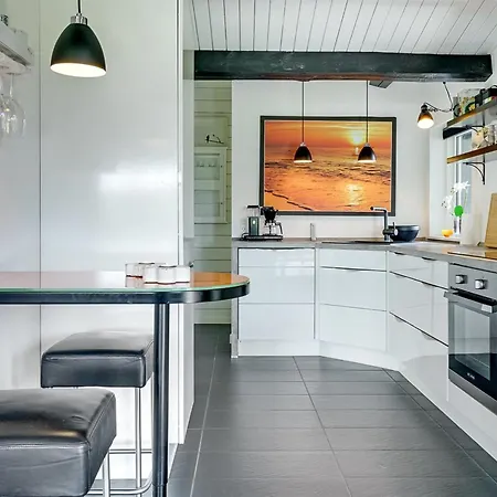 Olwir - 400m To The Fjord By Interhome *