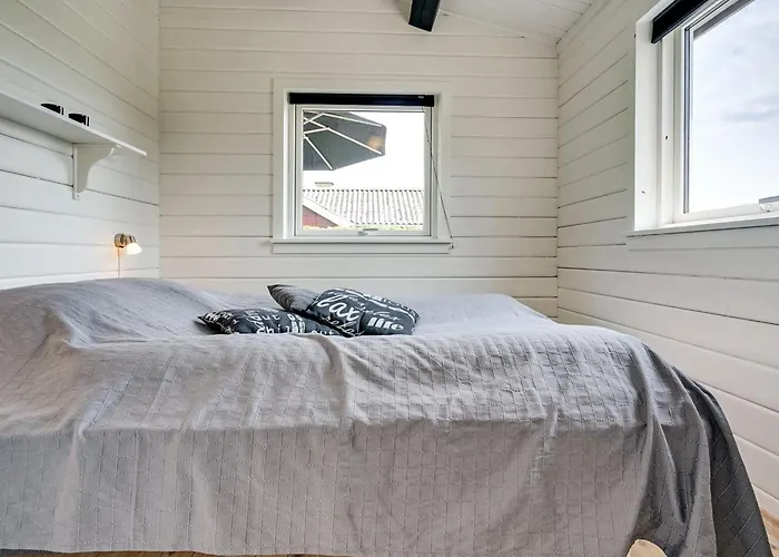 Olwir - 400m To The Fjord By Interhome *